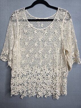 Phase One Womens Crochet  Blouse Top Shirt  SIZE M Beige Round Neck Short Sleeve